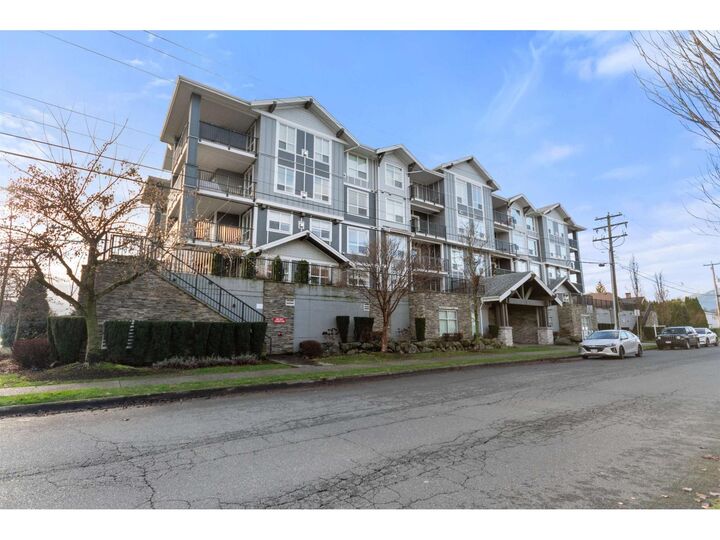 Property Photo:  45630 Spadina Avenue 104  BC V2P 0G9 