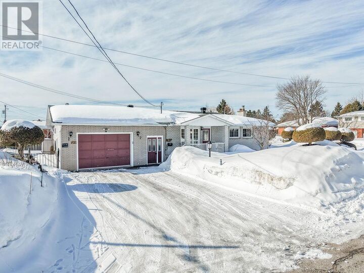 Property Photo:  261 Kingsford Rd  ON P6C 2V9 