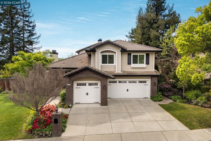 Property Photo:  810 Buckingham Place  CA 94506 