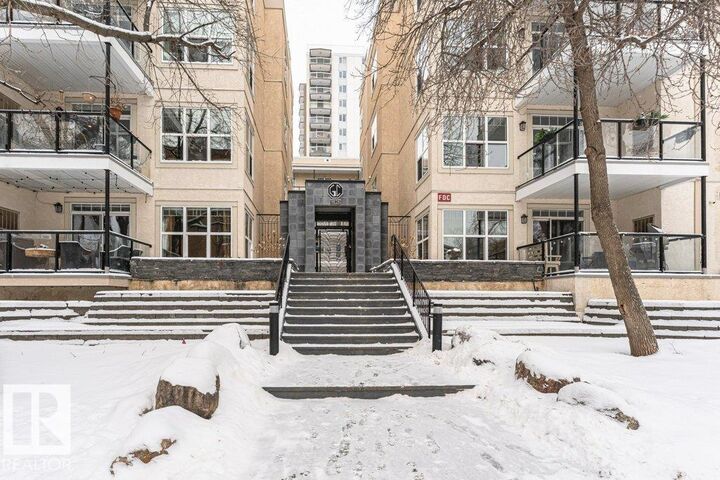 Photo de la propriété: 9828 112 Street NW 211 AB T5K 1L4