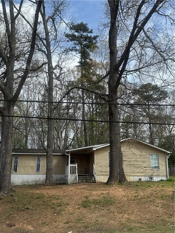 Property Photo:  1573 Ray Mountain Rd  GA 30143 