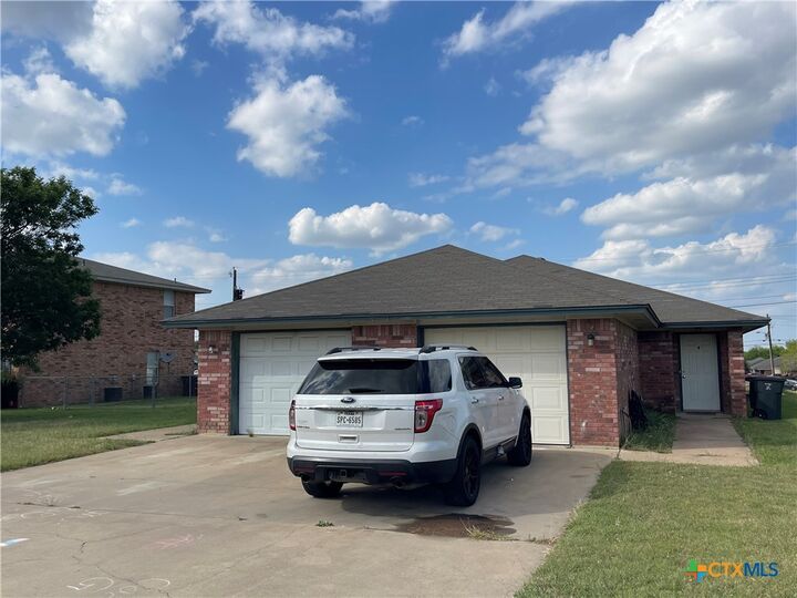 Property Photo:  203 Lydia Drive  TX 76541 