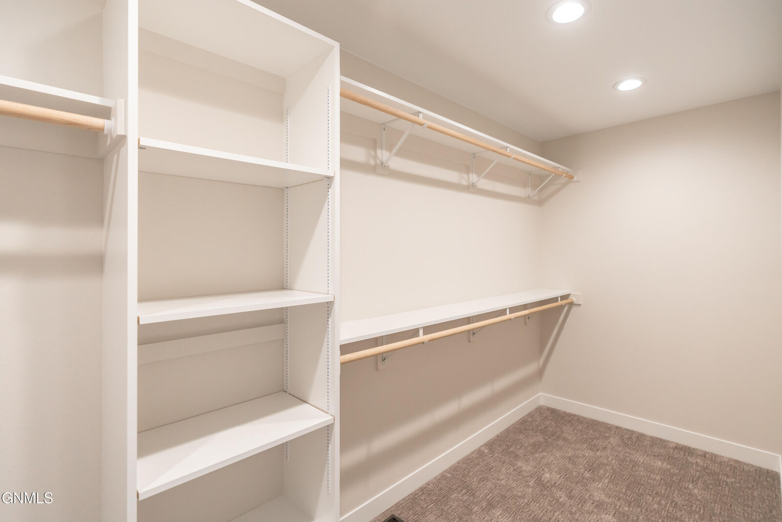 Property Photo:  4314 Downing Street  ND 58504 