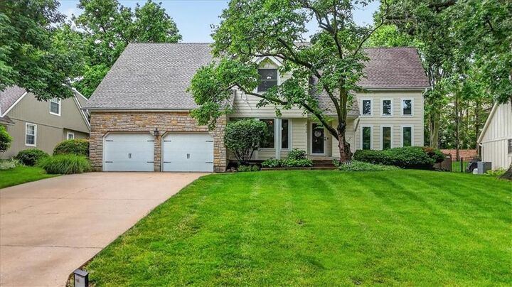 Property Photo:  8336 Rosehill Road  KS 66215 