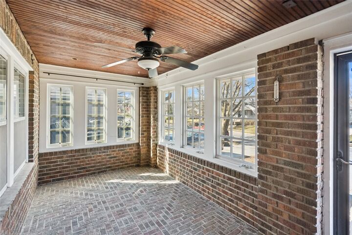 Property Photo:  1545 46th Street  IA 50311 