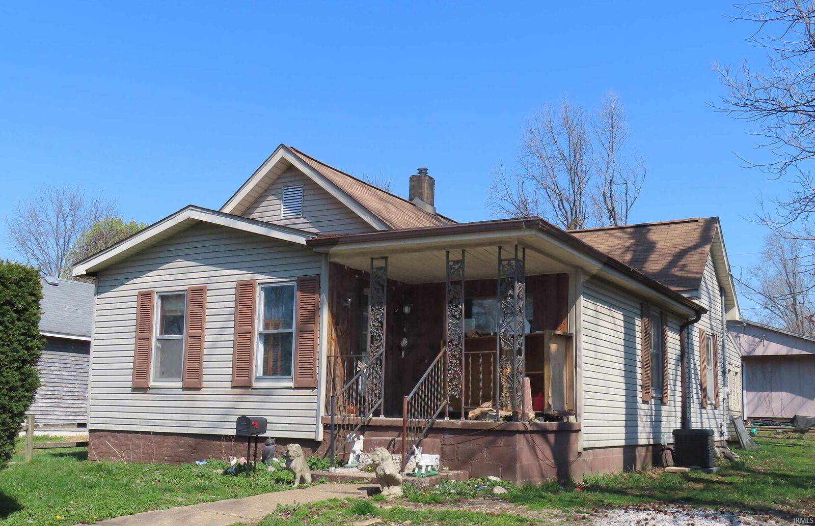 Property Photo: 1826 S Bosse Avenue IN 47712