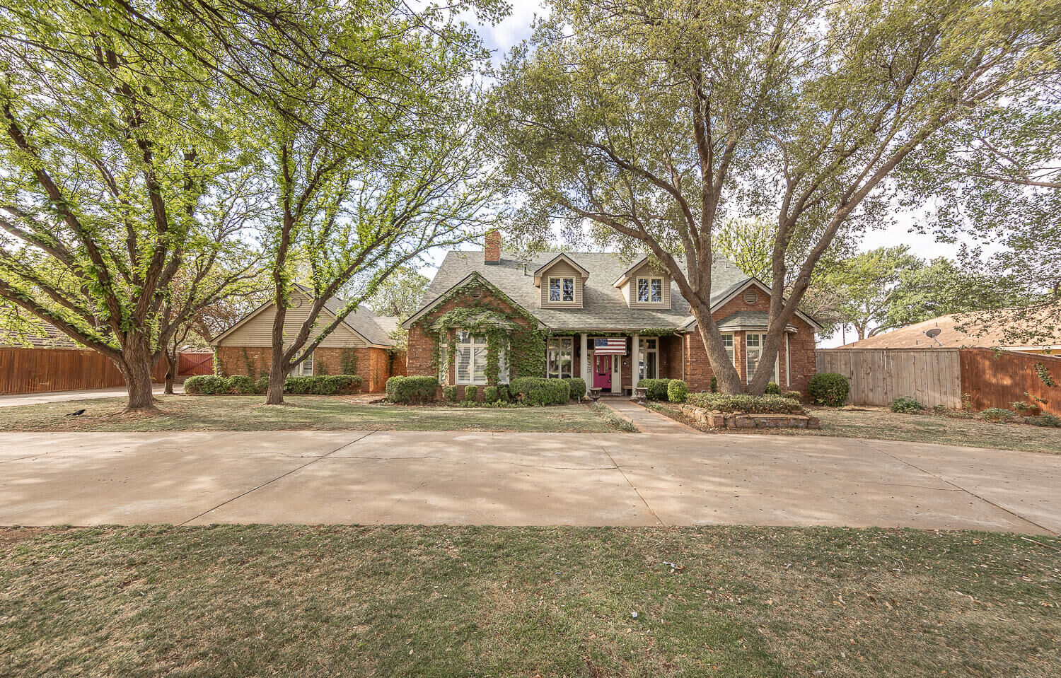 Property Photo:  6711 3rd Street  TX 79416 