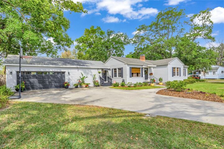 Property Photo:  408 S Boyd Street  FL 34787 