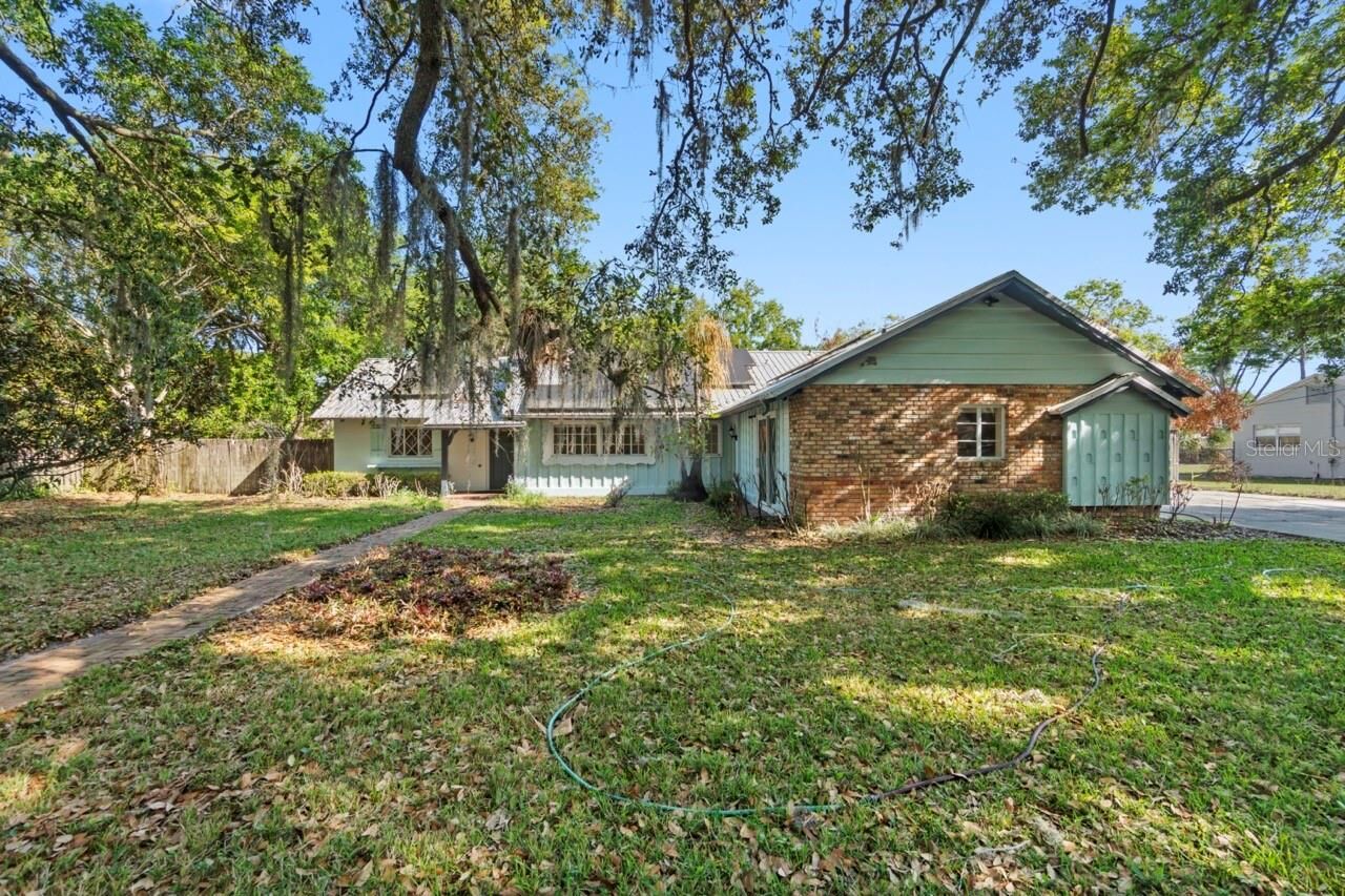 Property Photo:  1923 Linden Road  FL 32792 