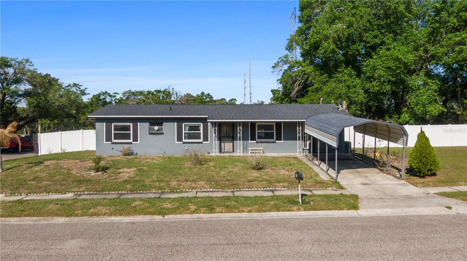 Property Photo: 800 Orange Grove Drive FL 32701