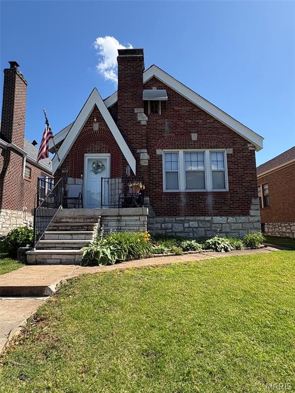 Property Photo:  5622 Pernod Avenue  MO 63139 