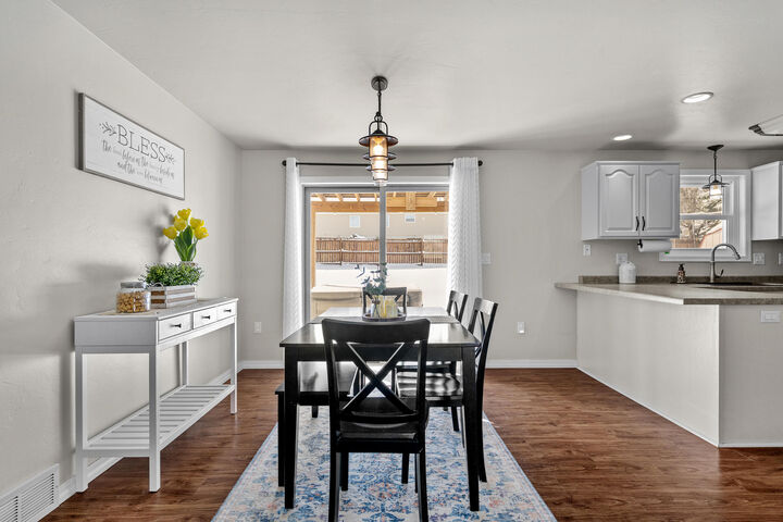 Property Photo:  204 S 7th Ave  WI 54232 