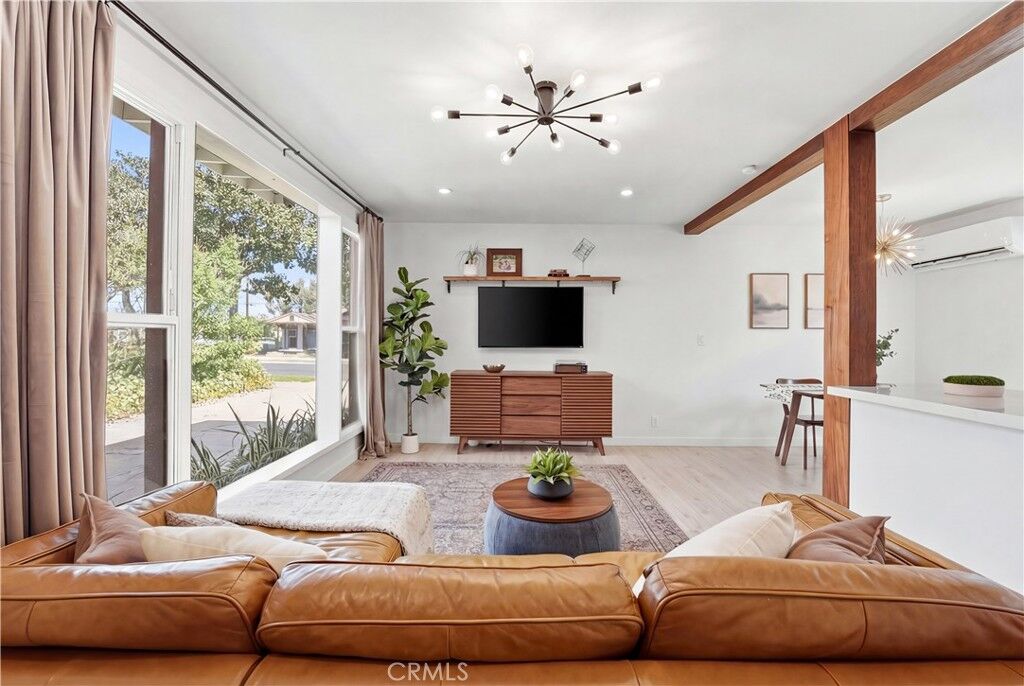 Property Photo:  2157 Gale Avenue  CA 90810 