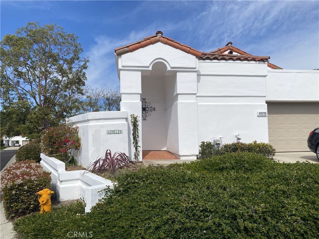 Property Photo:  4919 Galicia Way  CA 92056 