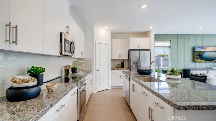 Property Photo:  357 Deer Lane Way  CA 92570 