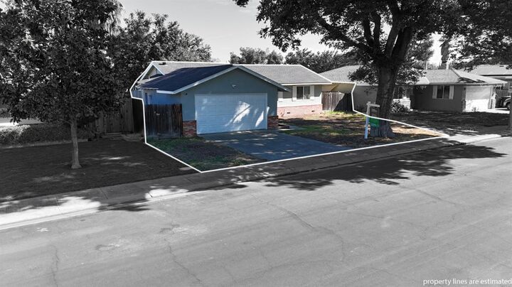 Property Photo:  1625 Brentwood Court  CA 95350 