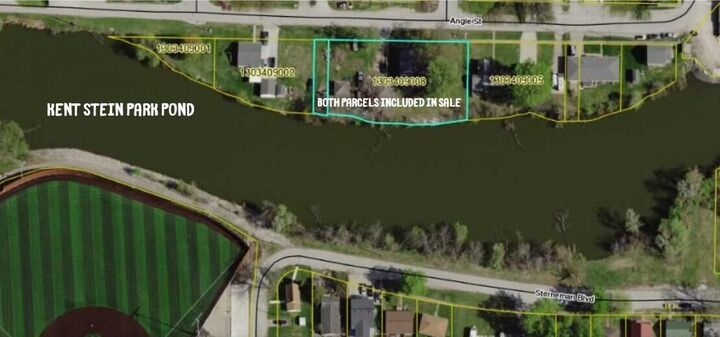 Property Photo:  2006 Angle St  IA 52761 