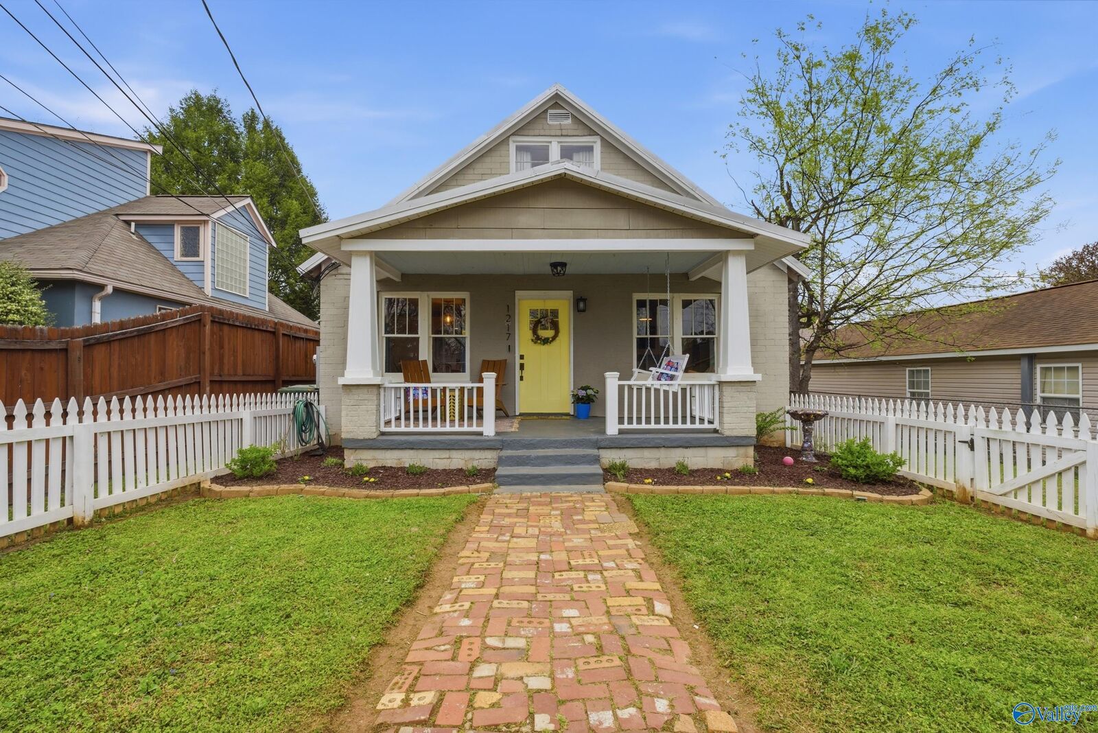 Property Photo: 1217 McCullough Avenue NE AL 35801