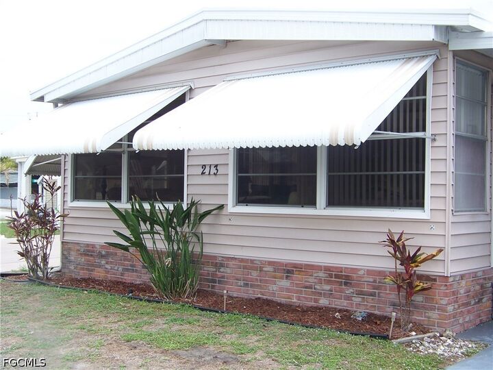 Property Photo:  213 Brandywine Lane  FL 33917 