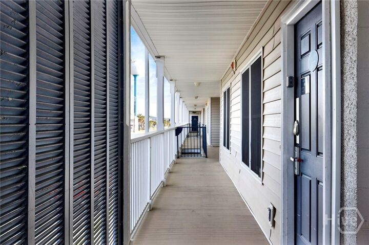 Property Photo:  3 3rd Street 517  GA 31328 