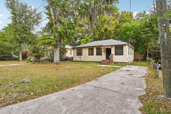 Property Photo: 459 W 65th Street FL 32208