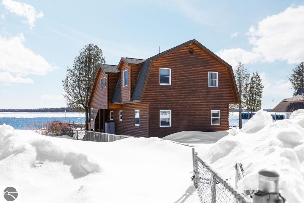 Property Photo:  148 N Huron 1  MI 49725 