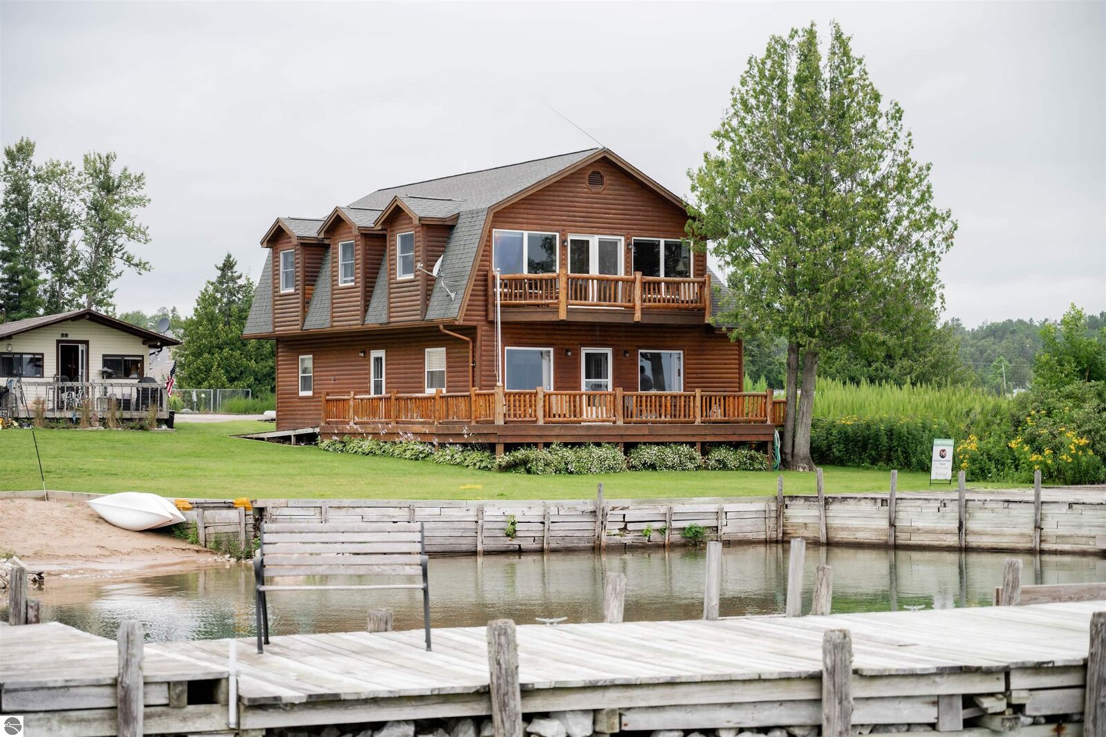 Property Photo:  148 N Huron 1  MI 49725 