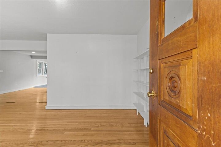 Property Photo:  21 Cross Parkway  VT 05408 