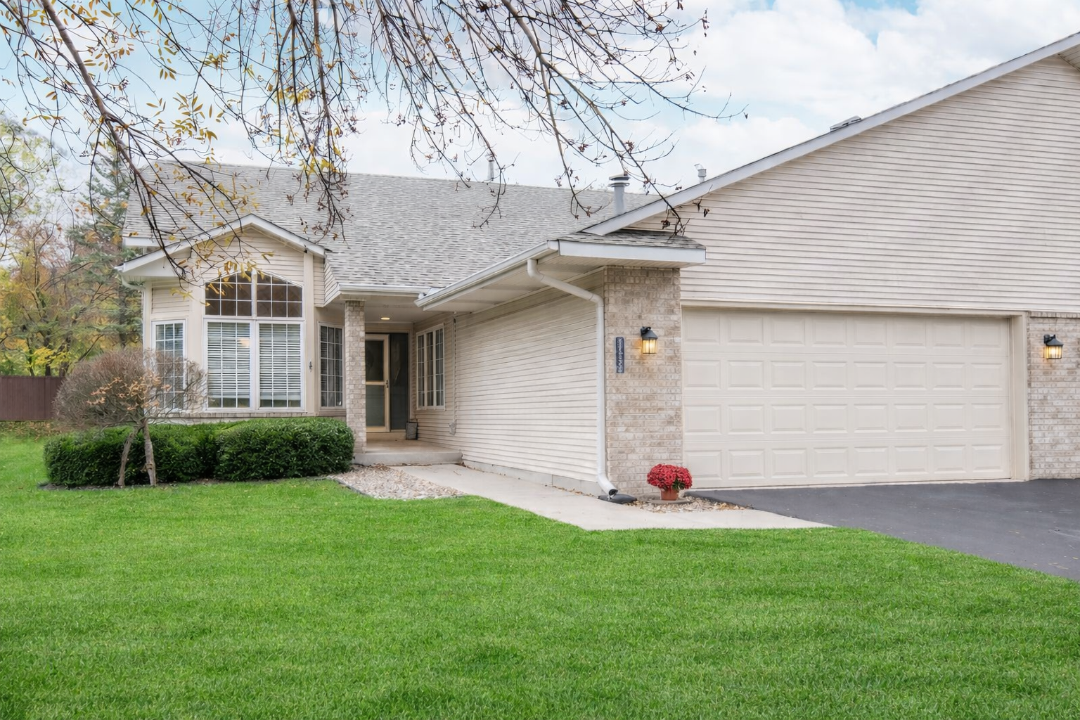 Property Photo:  17213 Rogers Road  MN 55347 