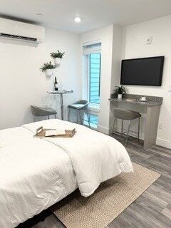 Property Photo:  585 Essex St 425  MA 01901 