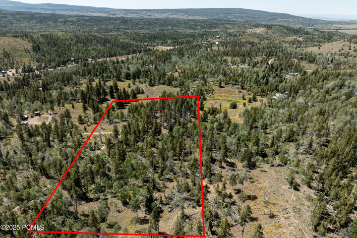 Property Photo: 5559 Forest Drive UT 84036