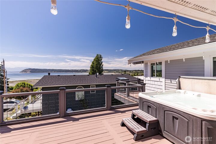 Property Photo:  2735  Evening Glory Court  WA 98236 