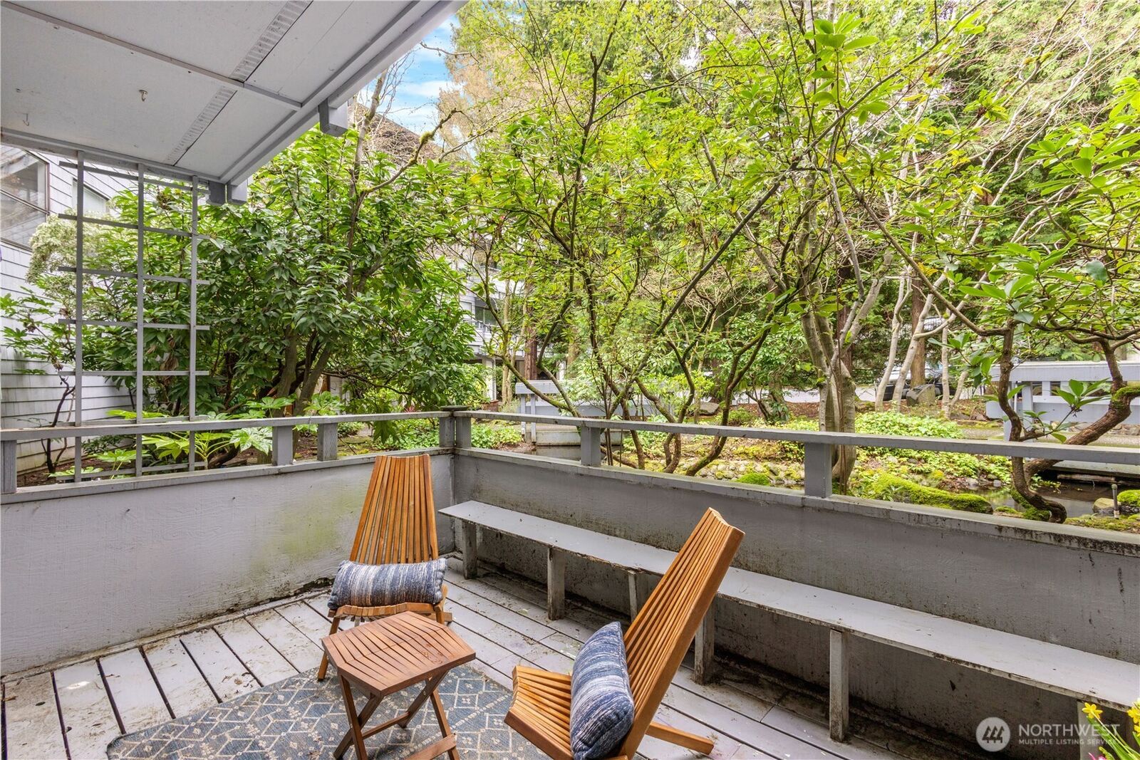 Property Photo: 7930 SE 34th Street 203 WA 98040