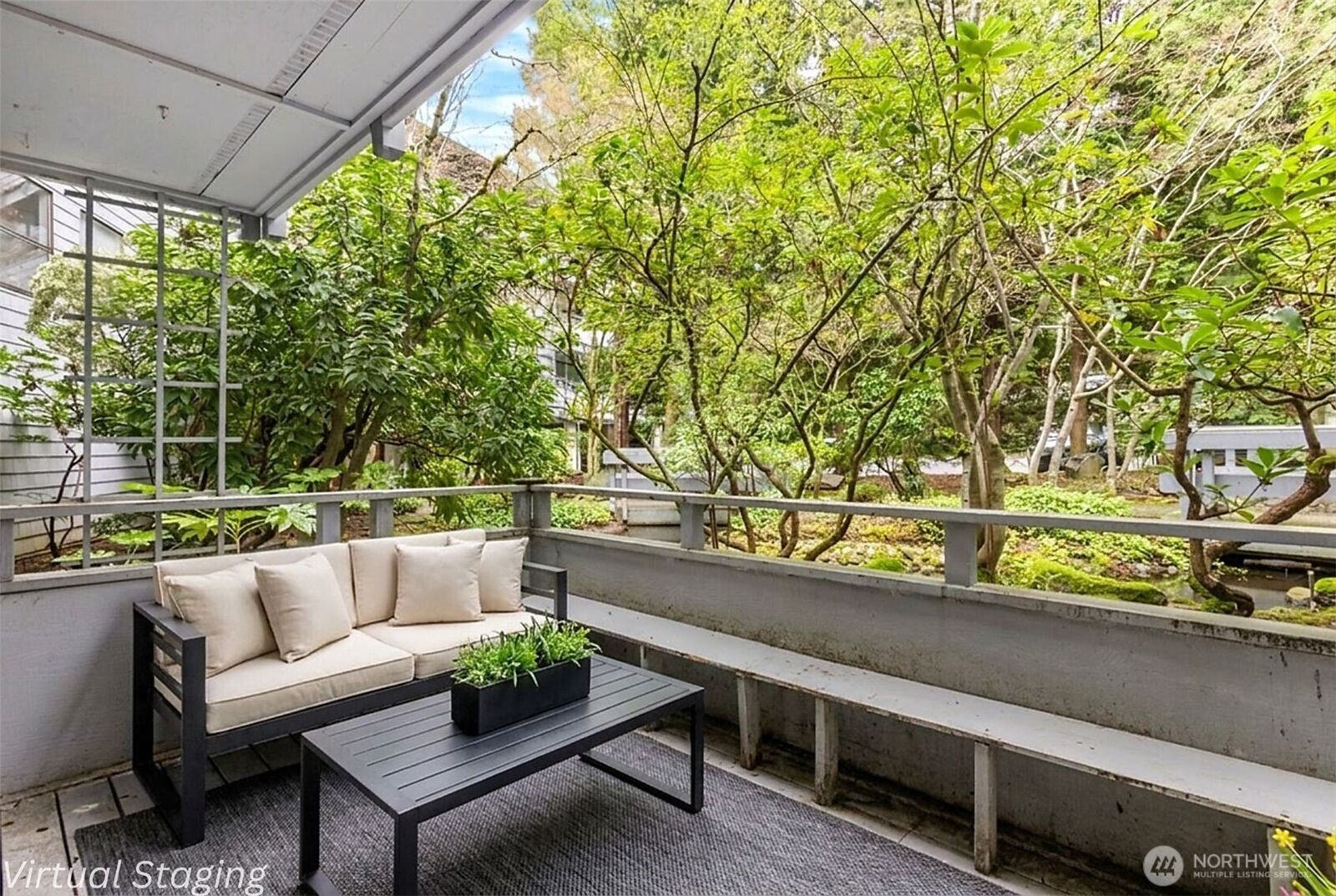 Property Photo:  7930 SE 34th Street 203  WA 98040 