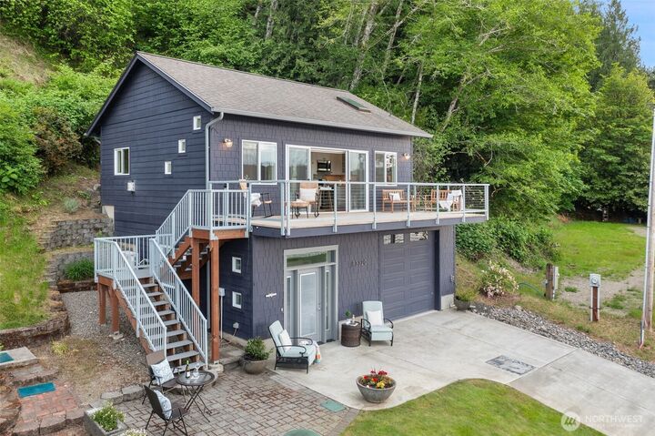 Property Photo: 13320 E State Route 106 WA 98528