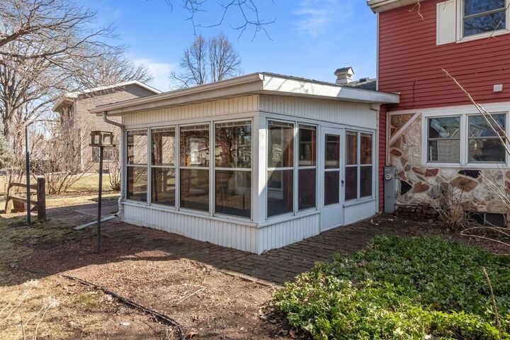 Property Photo:  1645 Crestview Drive  WI 54904 