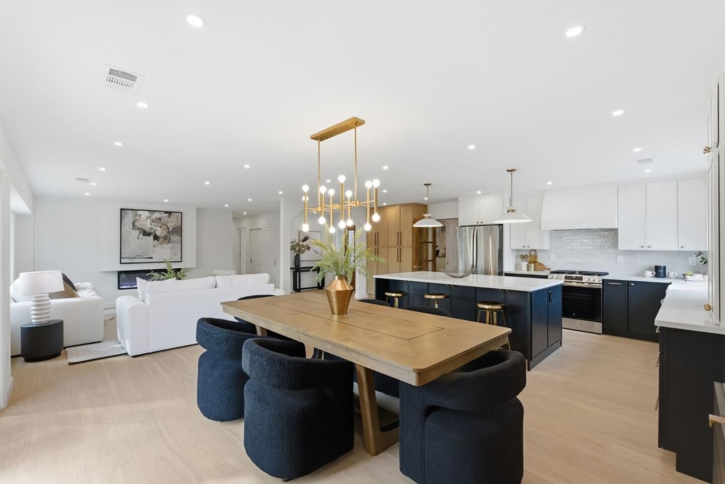 Property Photo:  2949 Jessie Court  CA 95124 