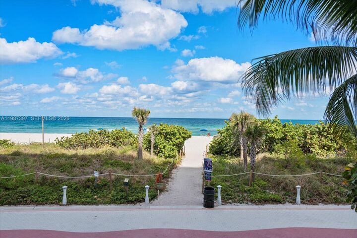 Property Photo:  5555 Collins Ave 11A  FL 33140 