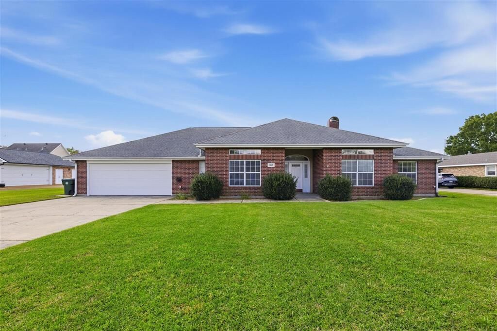 Property Photo: 1417 Waverly Street LA 70605