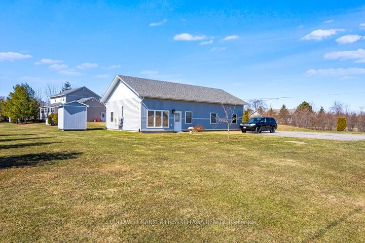 Property Photo: 237 Wayside Drive ON K7R 3C8