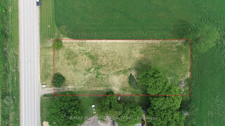 Property Photo:  2095 Mount Carmel Drive  ON N0M 1N0 