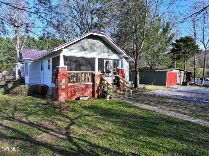 Property Photo: 740 Fishpond Road TN 37641