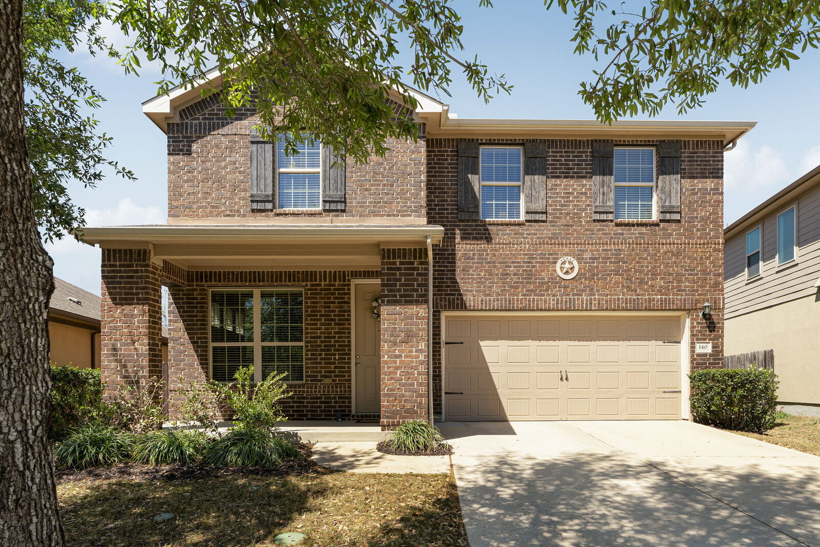 Property Photo:  140 Brockston Drive  TX 78610 