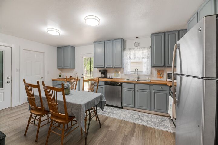 Property Photo:  445 W Vaughan Street  TX 78605 