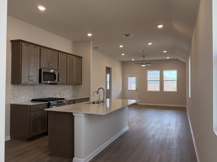 Property Photo:  112 Lions Tail Cove  TX 78666 