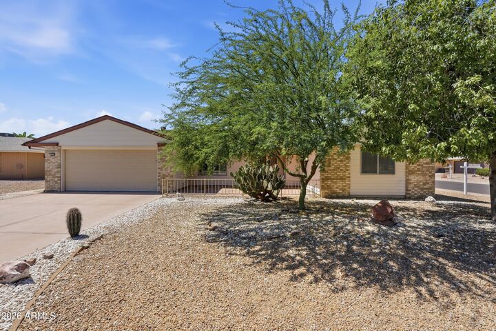 Property Photo:  9633 W Campana Drive  AZ 85351 