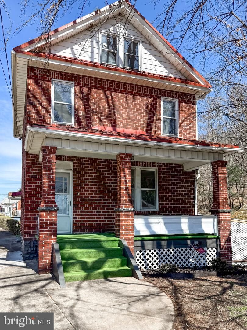 Property Photo:  465 Warren Street  MD 21502 