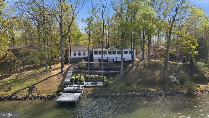 Property Photo: 5 Jason Circle VA 22546