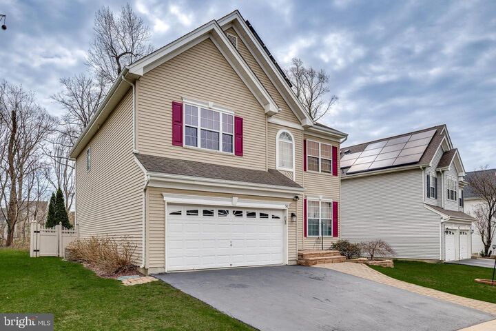 Property Photo:  56 Seneca Lane  NJ 08505 