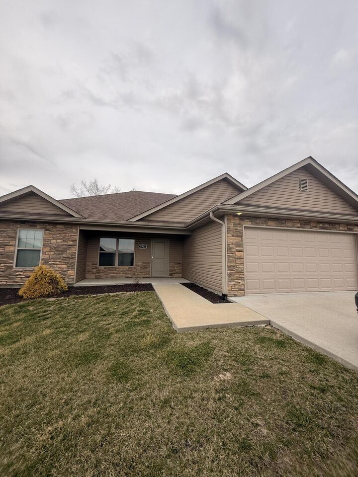 Property Photo:  5733 Geyser Blvd  MO 65202 